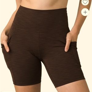 Prana becksa short small oak barrel brown NWT yoga spin bike stretch pockets